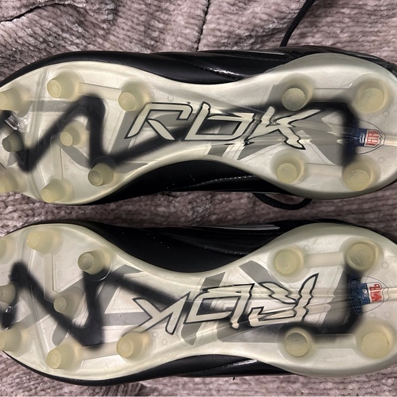 NFL Reebok Cleats, new without tags, mens 12.5 - Picture 2 of 6